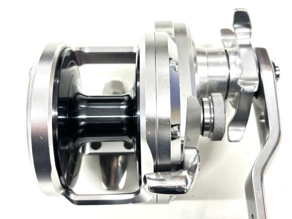 シマノ　オシアジガー 4000 RIGHT　中古